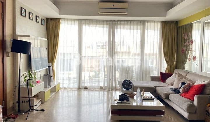 APARTEMEN ROYALE SPRINGHILL TOWER MARYGOLD