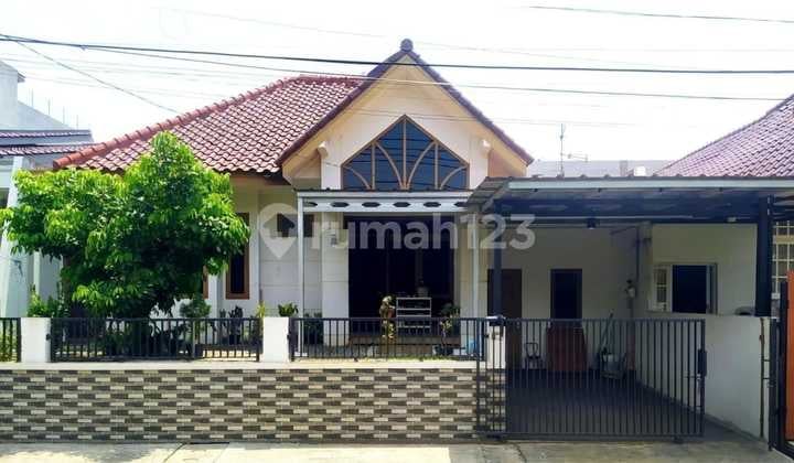 Jual Rumah dengan Luas Tanah Besar di Villa Melati Mas Lebar 12 Tangerang Selatan Serpong Utara