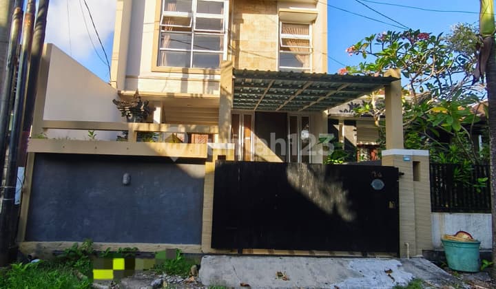 Cheap Rental House 2 Floors in Taman Giri Nusa Dua