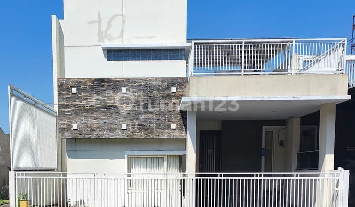 Ready to Occupy, House, 2 Floors, Freehold Title, in Mojopahit Jember Residential Area