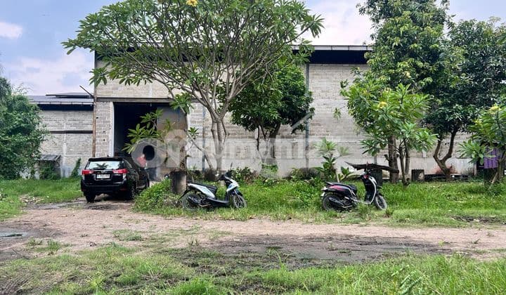 Dijual Gudang Beserta Bangunan 2 Lantai di Iskandar Mudaeglasari, Tangerang