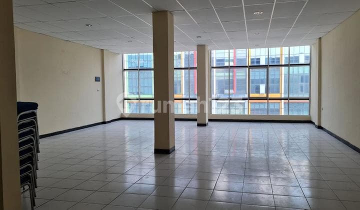 Disewa Ruko Gandeng di Jakarta Barat Letak Strategis Bangunan Rapi