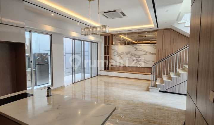 Nice 2-Story House in PIK Golf Island