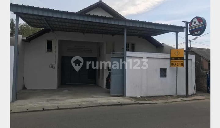 Land and Warehouse for Sale at Jl Soekarno Hatta Kosambi, Tangerang Location