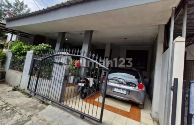 Nice 3+1 BR House in Melati Mas, South Tangerang