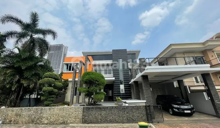 Beautiful House for Rent at Taman Telaga Golf BSD, South Tangerang
