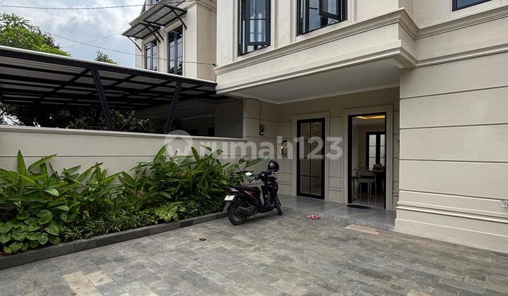 Brand New Luxury House European Classic Design Bintaro Veteran