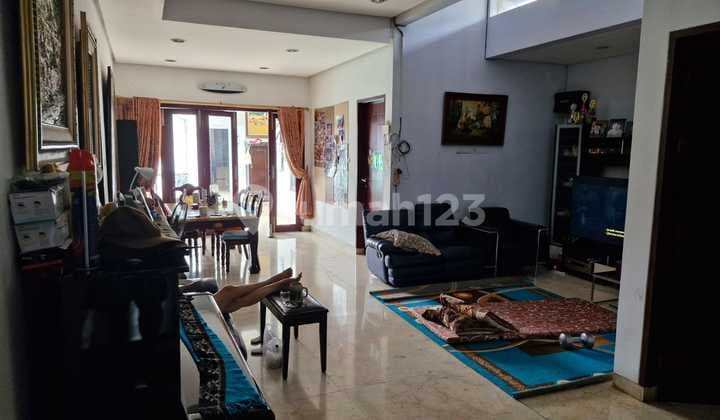 Dijual Rumah di Jalan Baung Raya