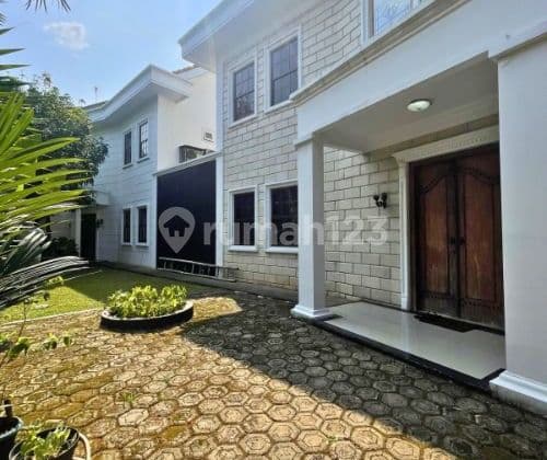 Rumah Modern Mediterania Veteran Bintaro Jakarta Selatan