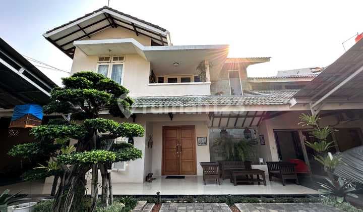 Rumah Bagus 2 Lantai di Srengseng, Jakarta Barat