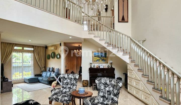 Rumah Bagus Semi Furnished Kebayoran Lama, Jakarta Selatan