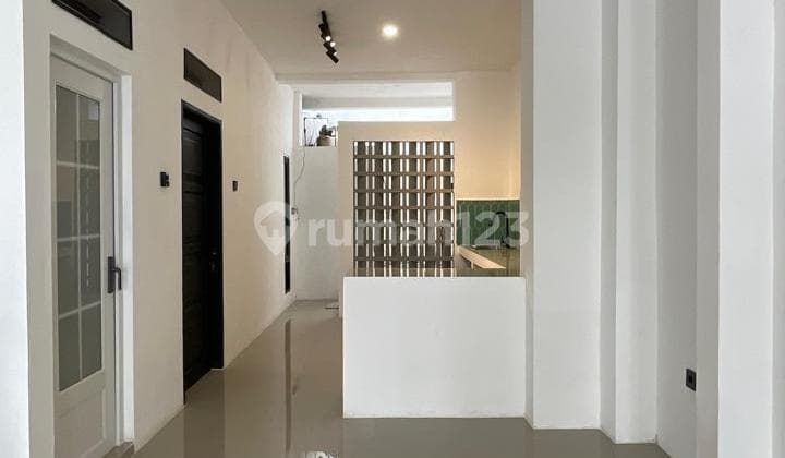 Dijual Rumah Modern Siap Huni, Baru Renovasi Cinere