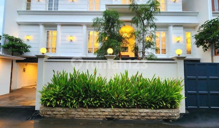 Brand New House Kemang Jaksel