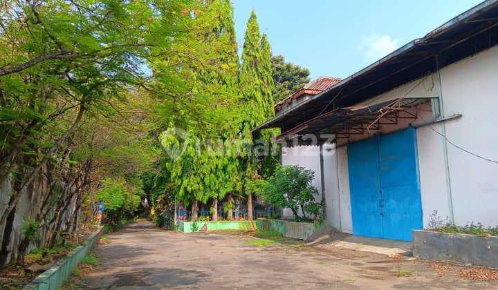 Spacious Warehouse Complete Facilities on Sukorejo Main Road