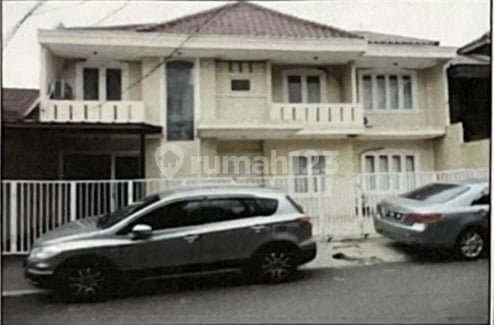 Rumah Mewah Letak Strategis Elite Kebayoran Baru