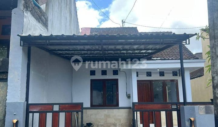 Rumah Baru Renovasi Di Benoa