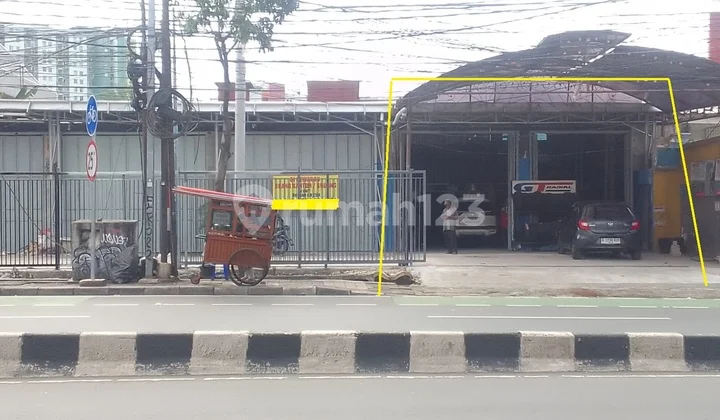 For Rent: 200 M2 Warehouse, Strategic Commercial Location, Bustling Business Area, on Jl. Dewi Sartika Cawang