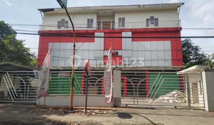 For Rent: Ex-Dealer Building in Majalaya, Bandung
