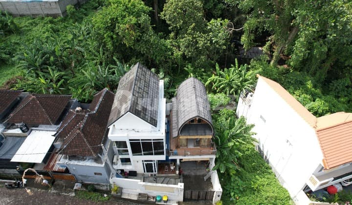 Dijual Villa di Dalung Lokasi Strategis