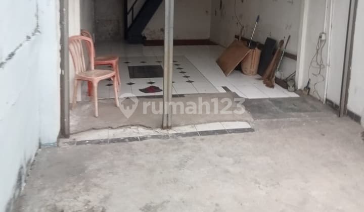 Ruko Kawasan Ramai di Sayap Sukajadi Bandung Frf 010