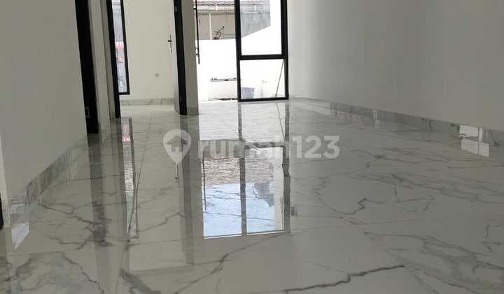 Rumah Baru Minimalis di Kopo Permai Bandung 5141