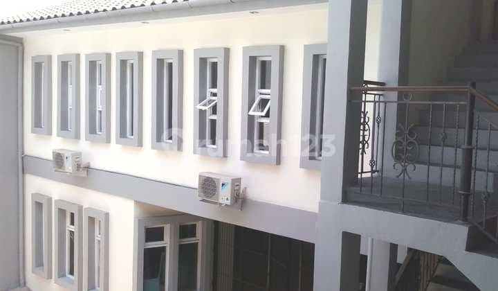 Rumah Letak Strategis di Mainroad Sudirman Bandung Frf 041