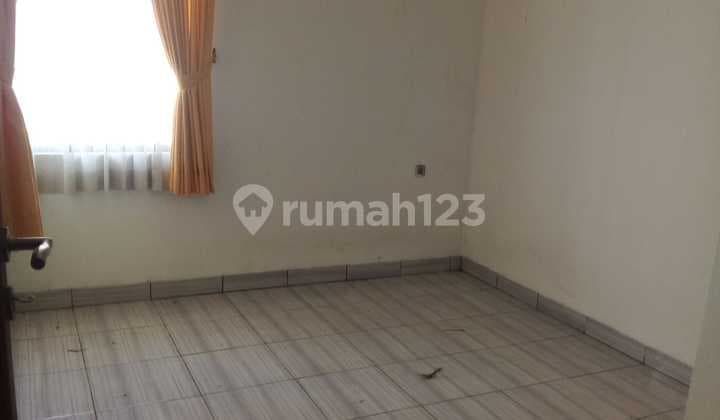 Rumah Minimalis Terawat di Sayap Gegerkalong Bandung Frf 054