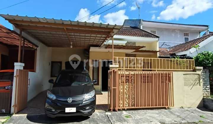 Dijual Rumah di Daerah Griya Loka BSD Tangerang Selatan