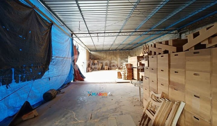 Dijual Gudang Siap Pakai Zona Merah di Parangjoro