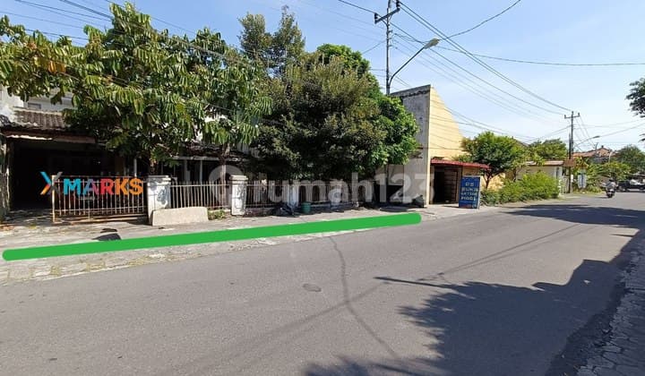 Dijual Rumah Hitung Tanah di Jajar Laweyan — Lokasi Premium Tengah Kota!