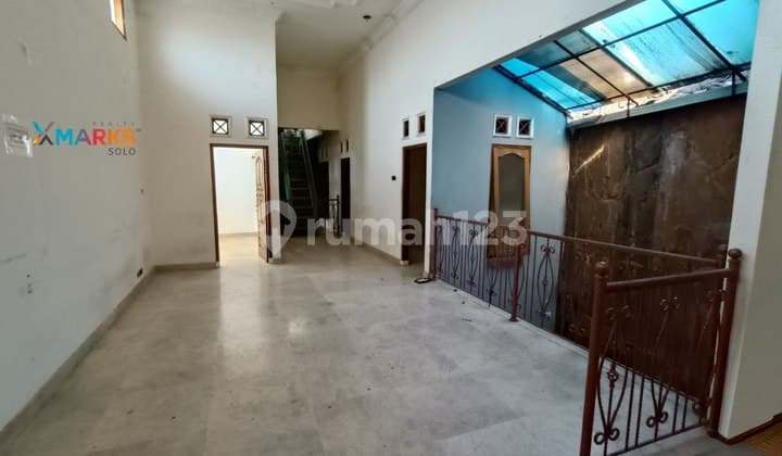 Rumah Murah Tengah Kota Cocok untuk Usaha dan Kantor