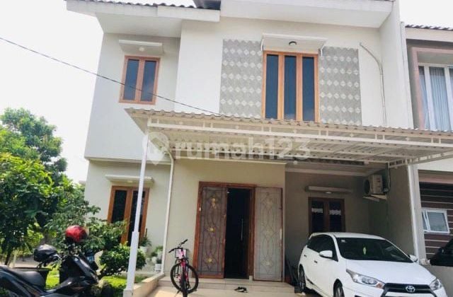 Rumah 2 Lantai Hoek Di Beji Kota Depok