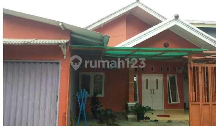 Quick Sale House Near Kukusan Toll Road Beji Depok