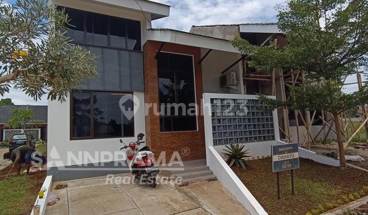 Rumah Dengan Mezanine Di Sawangan Kota Depok