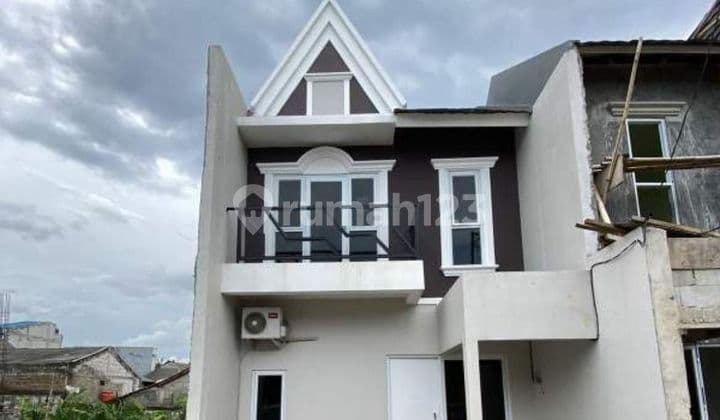 Rumah Scandinavian Di Tanah Baru Beji Depok