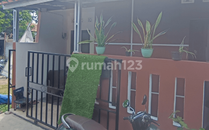 Dijual Rumah Minimalis Cuma 5 Menit ke Pintu Tol Sawangan Depok