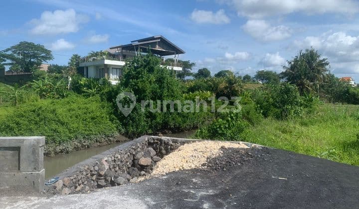 Tanah Lokasi Strategis 400 Meter Ke Pantai Seseh, Bali