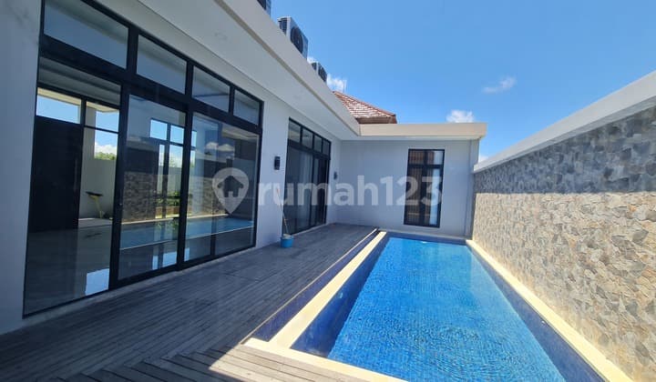 Freehold Villa Strategic Location At Umalas, Kerobokan, Bali