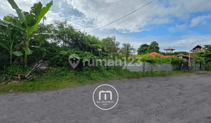 Tanah di Legian Seminyak 15 are 2 SHM cocok untuk Villa