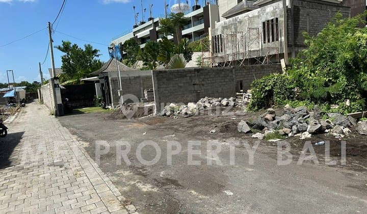 2 Plots Premium Freehold Land In Bumbak Umalas, Bali