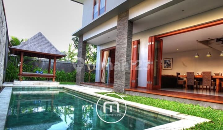 3 Unit Villa Suitable For Investment In Seminyak, Bali