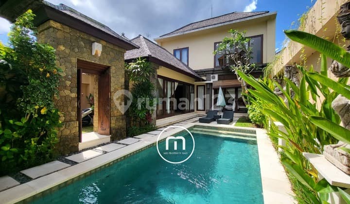 Strategic Location Villa Close To GWK In Bukit Jimbaran, Bali