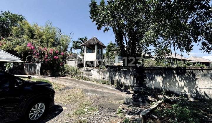 Cliffside Land at Padang Padang Beach, Labuan Sait, Bali
