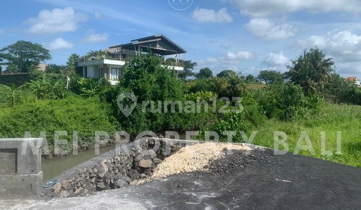 Strategic Land Ocean View Only 400 Metres To Seseh Beach, Bali