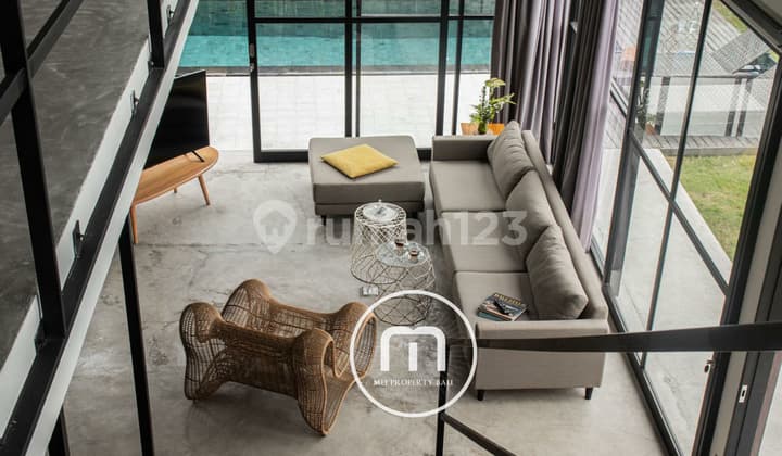 Freehold Villa With Rice Field View In Ubud, Bali