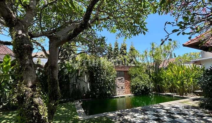 Balinesse Style Villa Strategic Location Near Sanur Beach, Bali