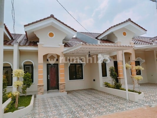 Rumah Rasa Villa, Siap Huni dalam Cluster, Bebas Banjir dekat Tol Jatiasih