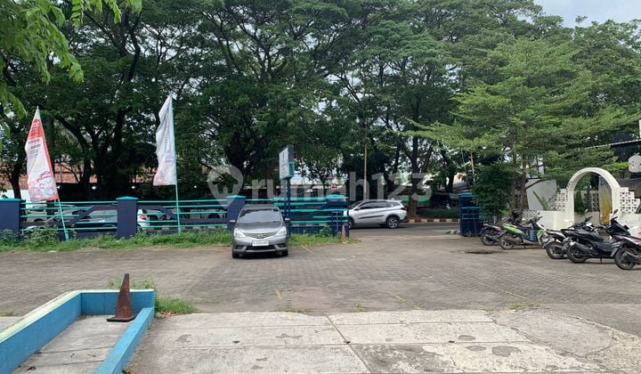 Disewakan Gedung 1 Lantai Jalan Raya Area Perkantoran Pemkot Tgr