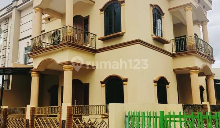 Dijual Rumah Siap Huni 2Lt 7Kt Ruas 3Mobil Hook Hadap Utara Timur