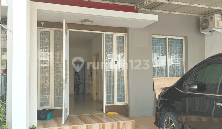 Disewakan Rumah 2lt 6x15 3+1kt Greenlake City Sdh Ac Dan Renov